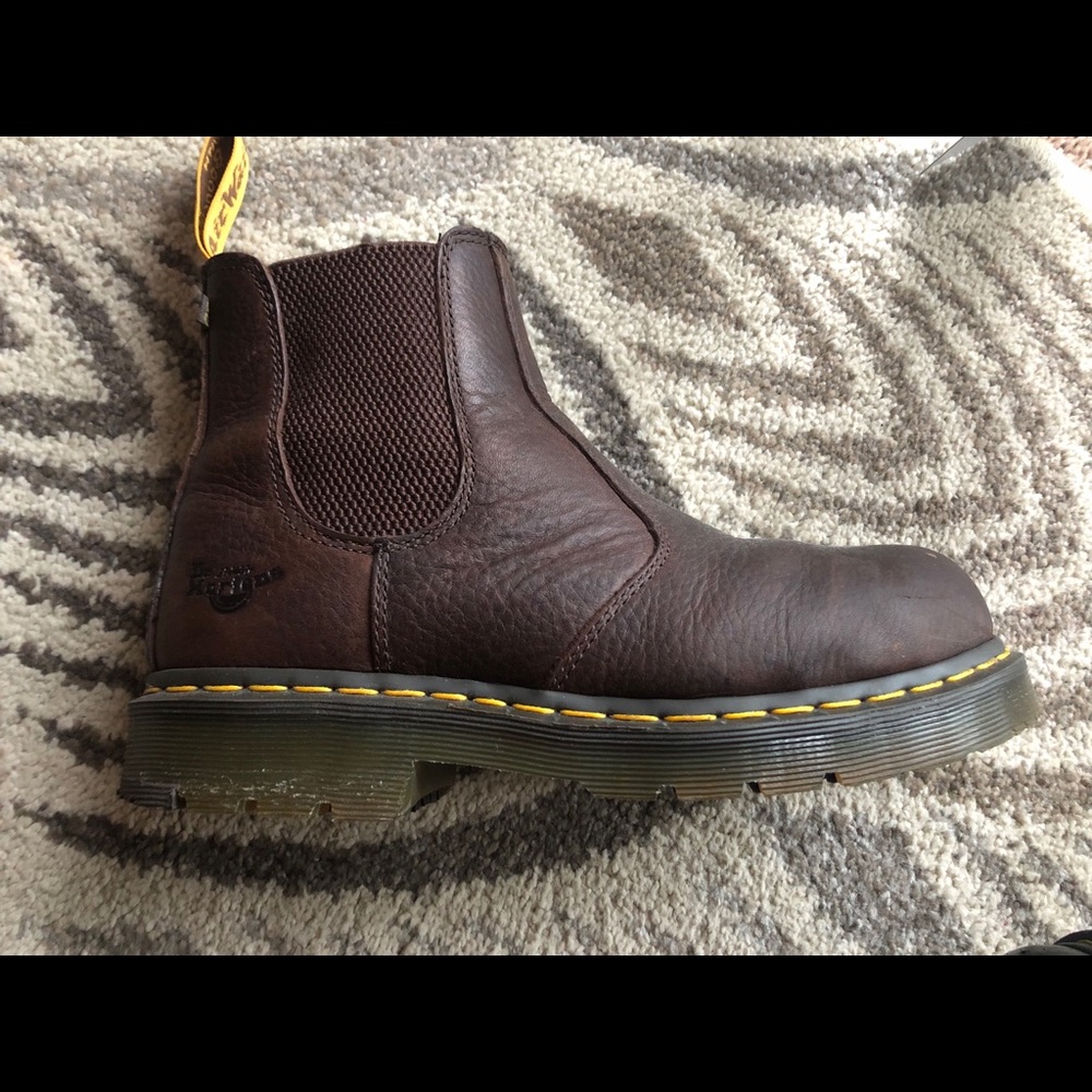 Dr. Marten Chelsea boots
